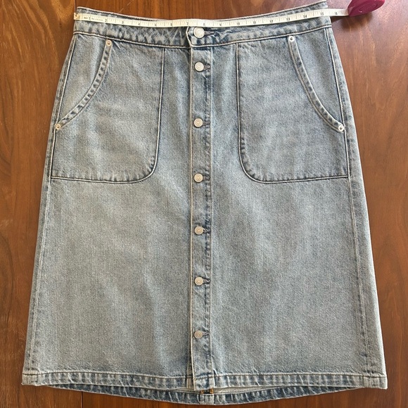 Daily Blue Denim Faye Skirt in Lake wash| size: M - Picture 8 of 13